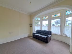 Lounge- click for photo gallery